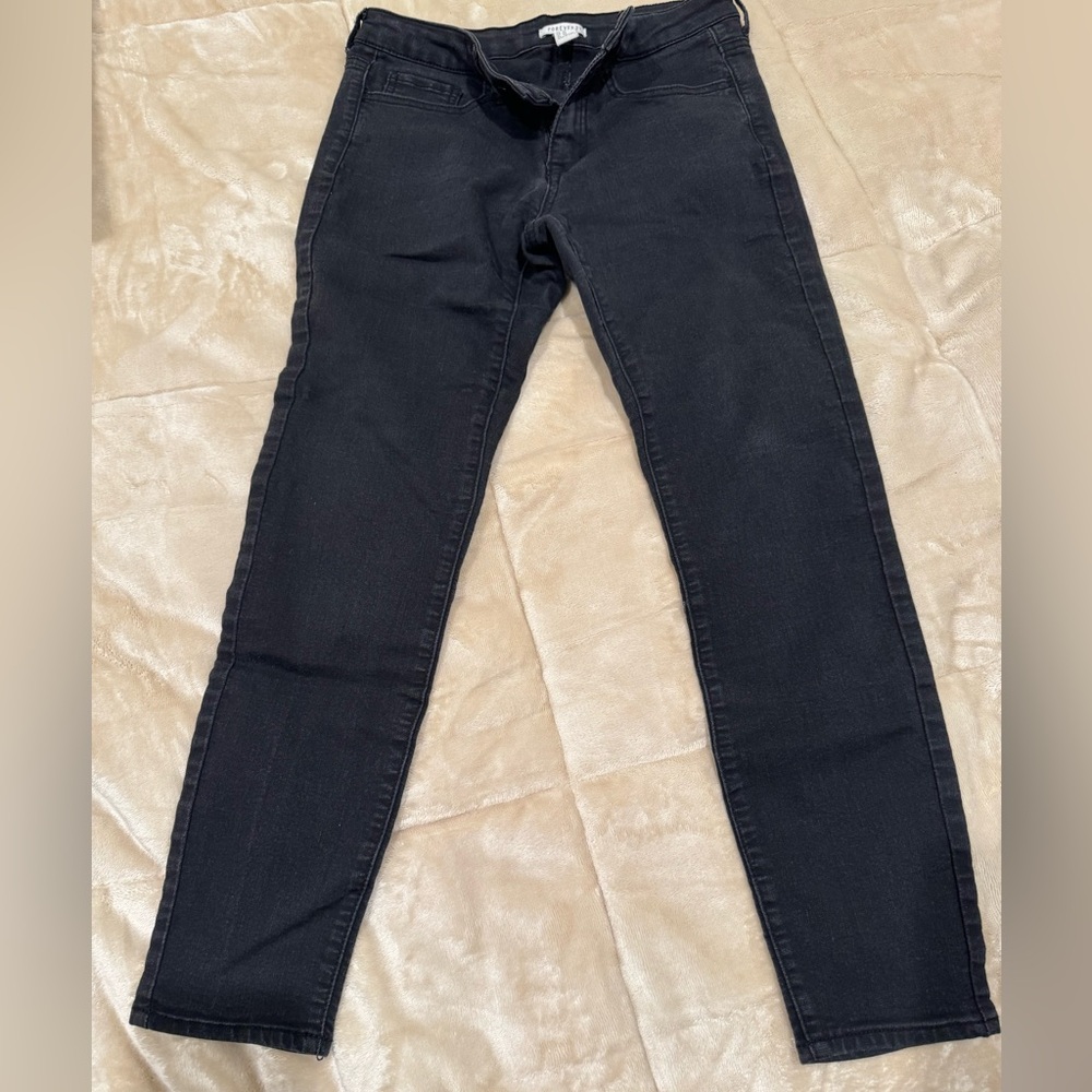 Forever 21 skinny jeans size 27
